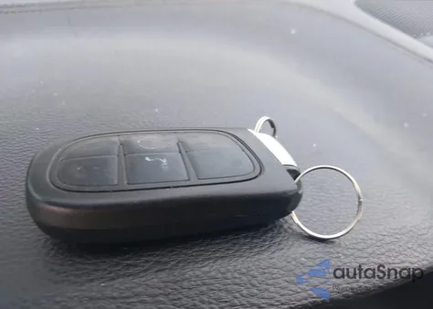 2015 Jeep Cherokee Limited из США, поврежденный, VIN 1C4PJMDS8FW660355